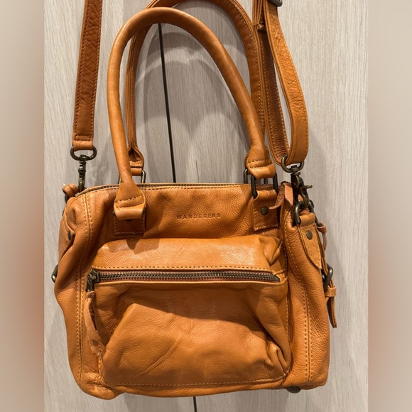 Wanderers Travel Co. Tan Leather Crossbody Bag - Picture 10 of 12